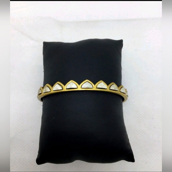 Lucky Brand Two-Tone Scalloped Cuff Bracelet 5.5" - Picture 1 of 3